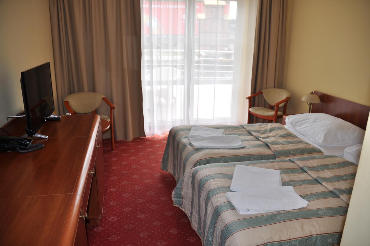 Hotel Morze 乌斯特卡 外观 照片